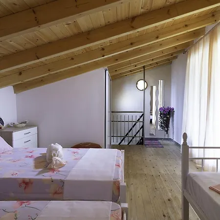 Sophia's House * Toroni