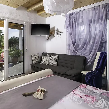 Sophia's House Apartman *