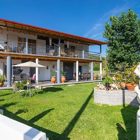 Sophia's House Apartman *